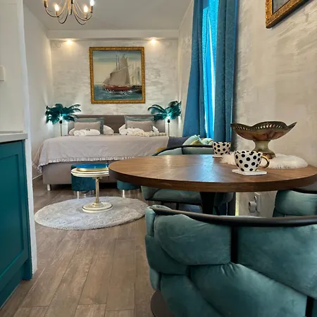 La Dolce In The Center With Private Parking Appartement