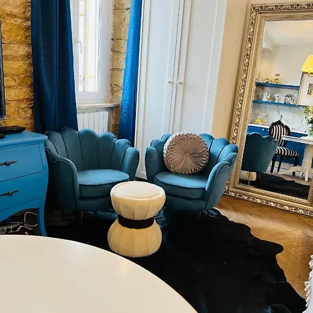 Apartament La Dolce In The Center With Private Parking