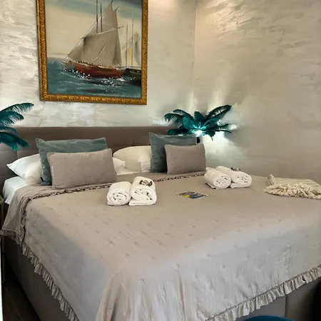 La Dolce In The Center With Private Parking Апартаменты