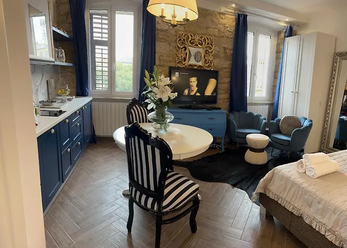 La Dolce In The Center With Private Parking * Πούλα