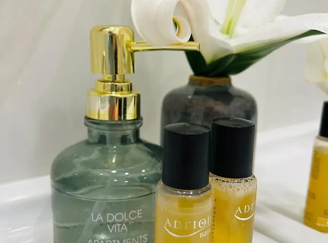 La Dolce In The Center With Private Parking