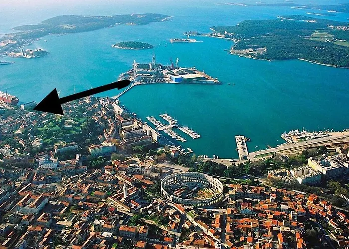 La Dolce In The Center With Private Parking Πούλα