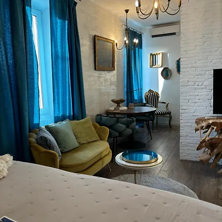 La Dolce In The Center With Private Parking 普拉